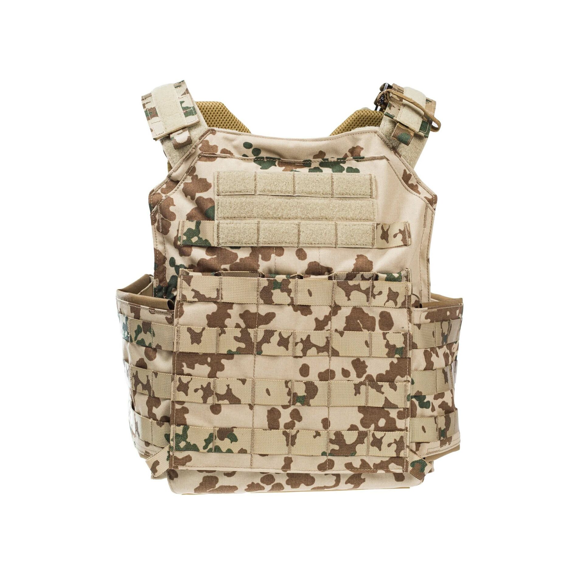 lindnerhof-lt025_v_a1-platecarrier-3flecktarn-1