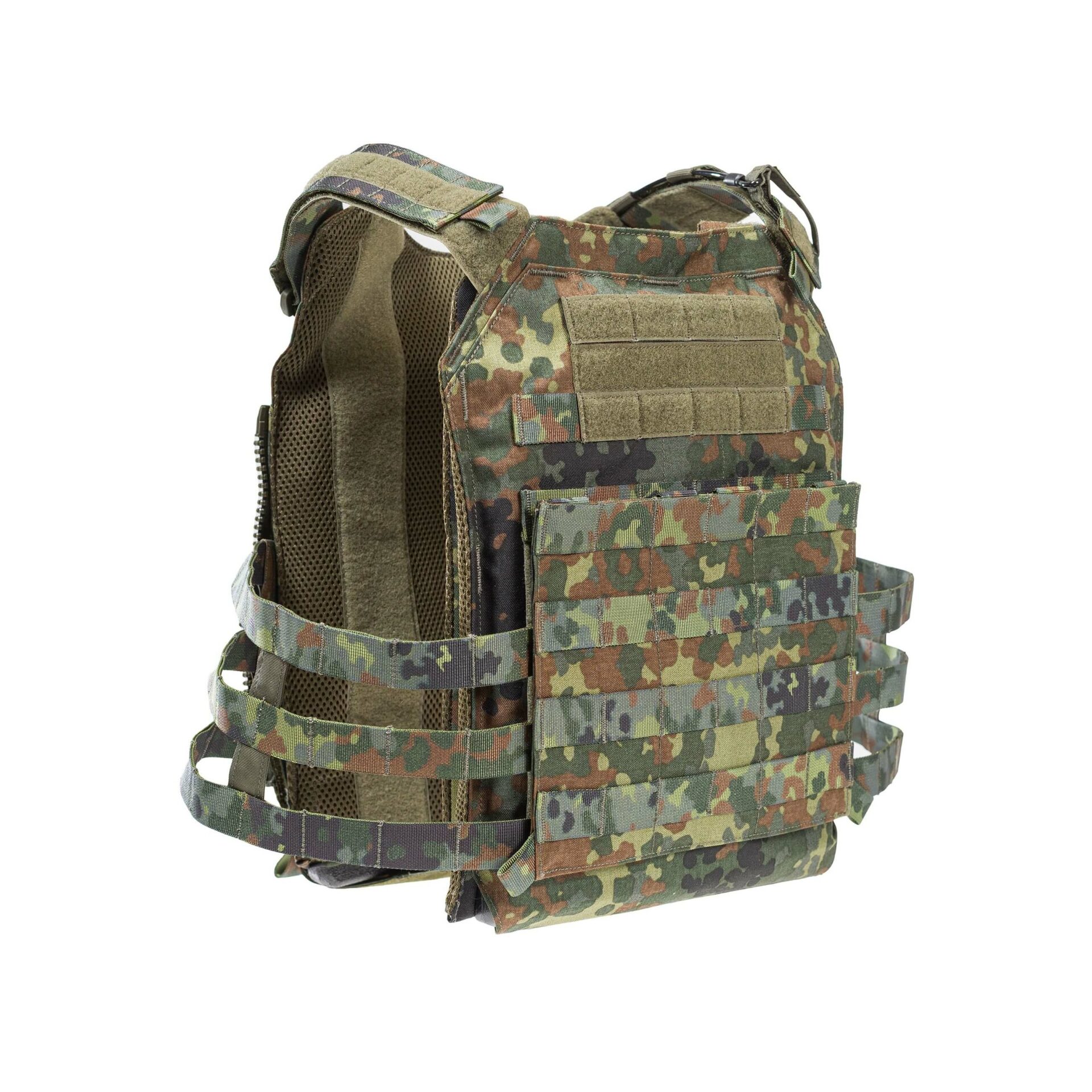 lindnerhof-lt025_v_a2-platecarrier-flecktarn-hero