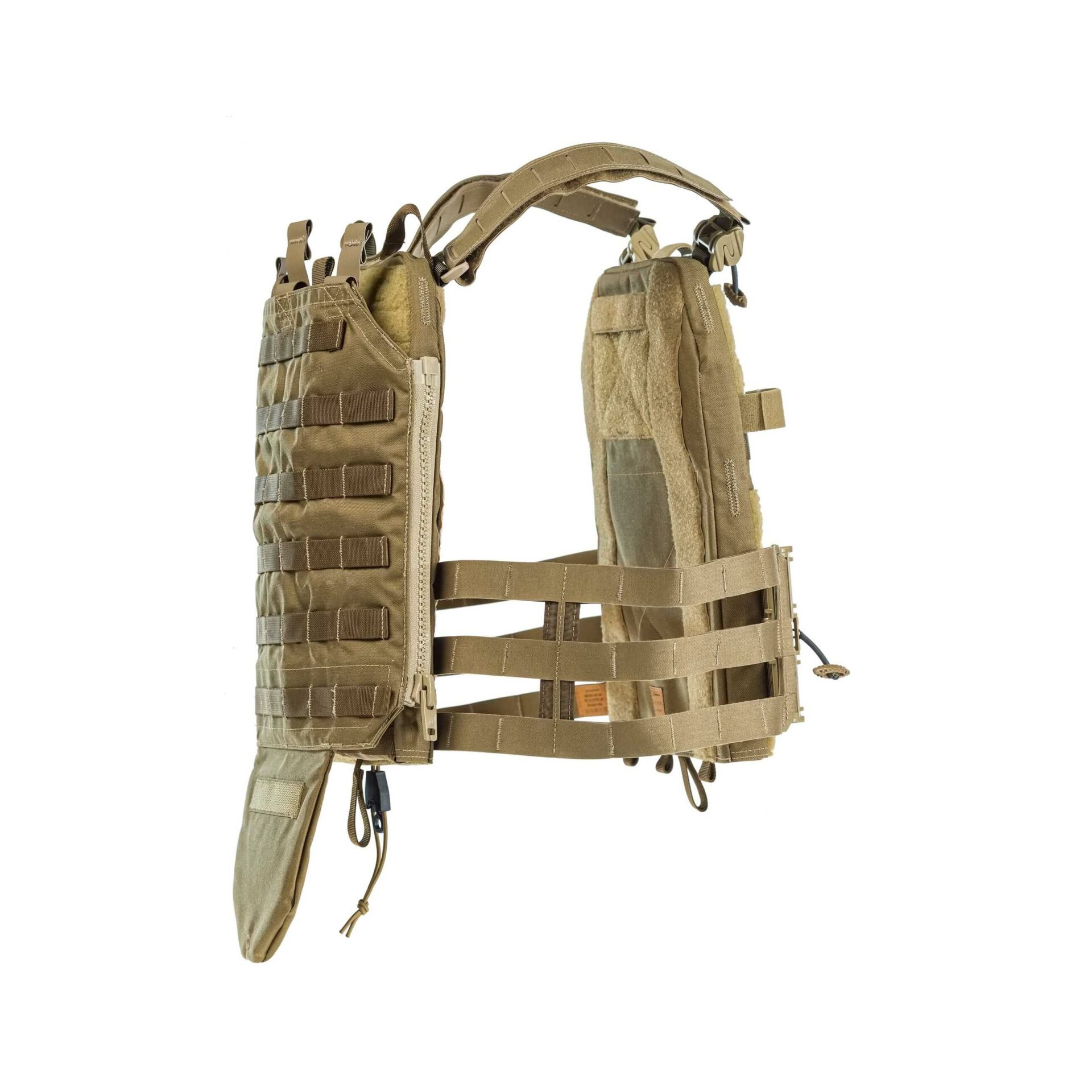 lindnerhof-lt042_2-platecarrier-coyote-3