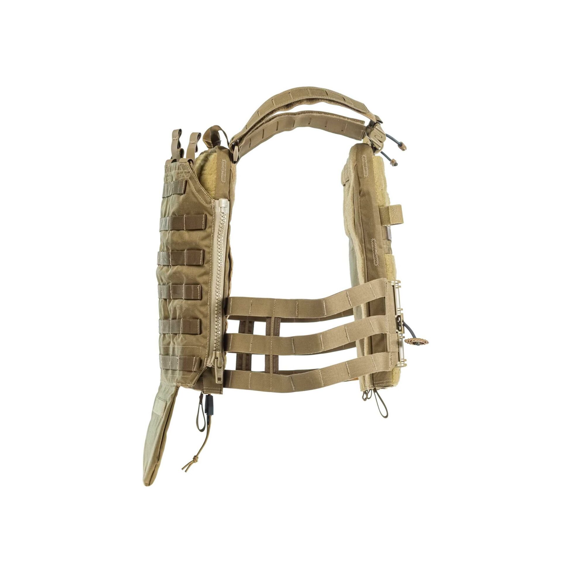 lindnerhof-lt042_2-platecarrier-coyote-4